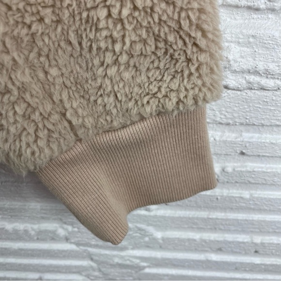 Calvin Klein Tan Zip Front Faux Fur Sherpa Teddy Jacket Gold Details Size M - Picture 3 of 15